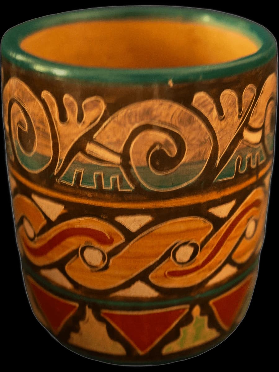Vaso del Laberinto Chorotega